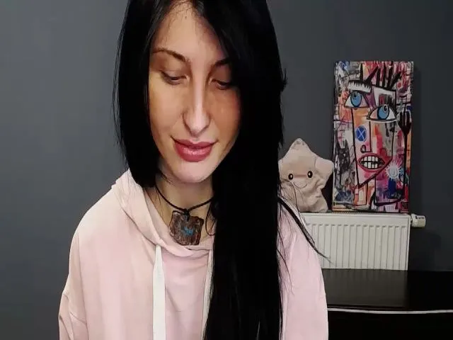 Live sex webcam photo for SnowSpacee #272894070
