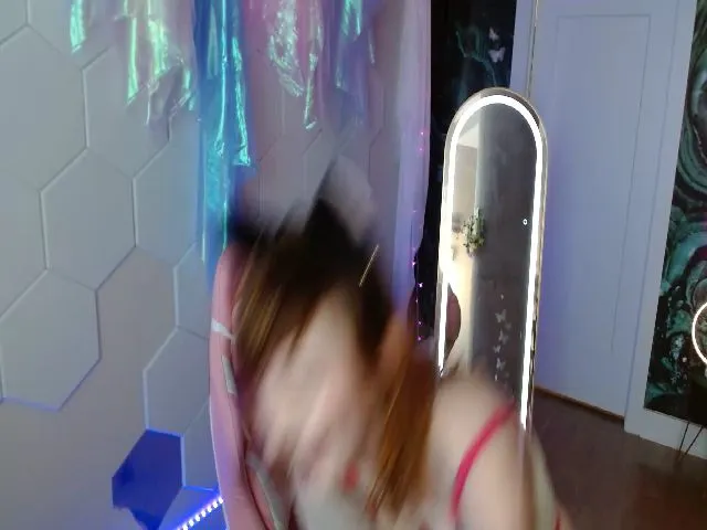 Live sex webcam photo for SnugglePunk #272994281