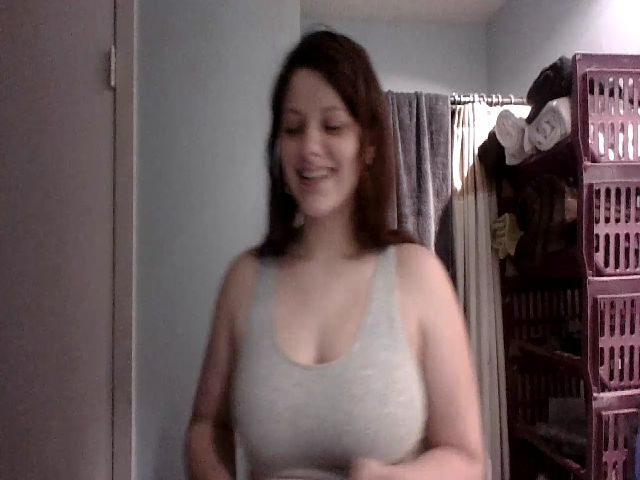 Live sex webcam photo for SnuggleSlut77 #274534127