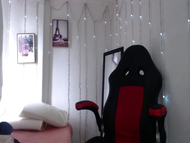 Live sex webcam photo for Soffy_phil #271738460