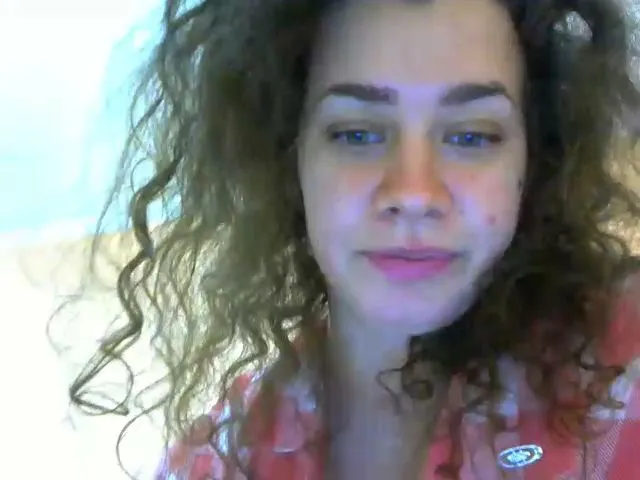 Live sex webcam photo for SofiAmeli #271762737