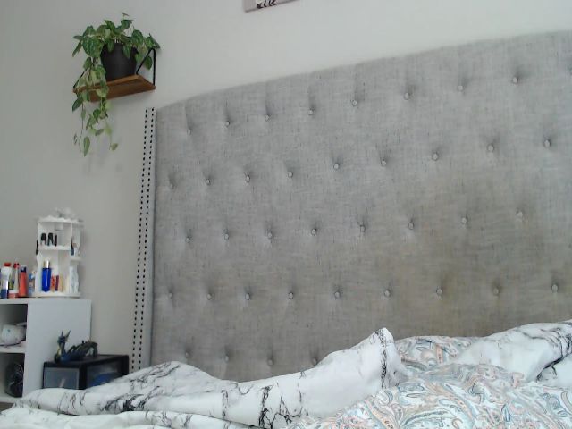 Live sex webcam photo for SofiDiamond_ #273224425