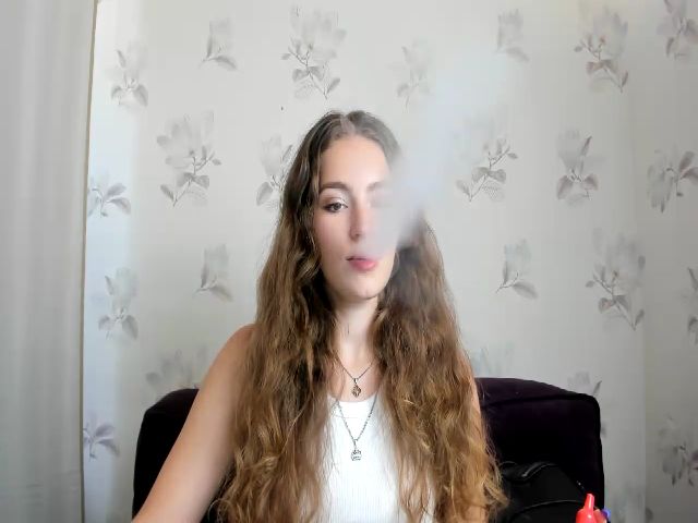 Live sex webcam photo for SofiJoyy #274602199