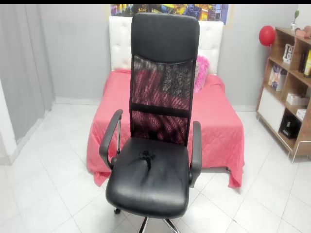 Live sex webcam photo for Sofi_Ar #272869386