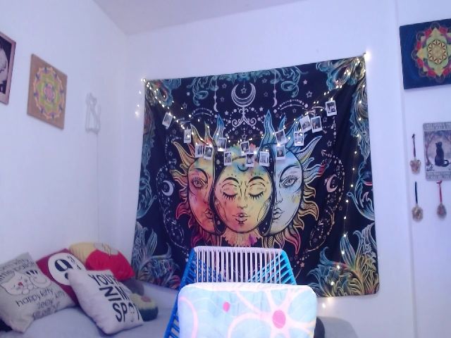 Live sex webcam photo for Sofia_brantt #271829618