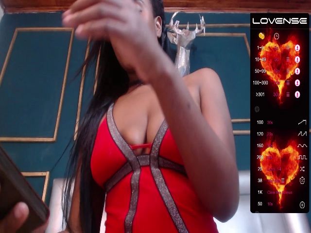 Live sex webcam photo for Sofia_ebony #273980129