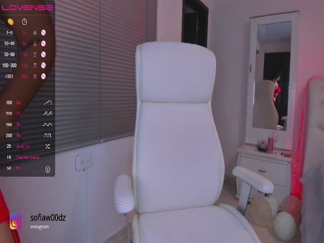 Live sex webcam photo for Sofia_wooz #272038675