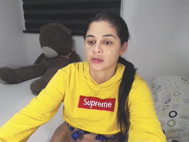 Live sex webcam photo for Sofiacut #273363971