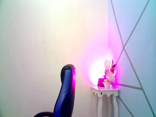 Live sex webcam photo for Sofiamat92 #273264663