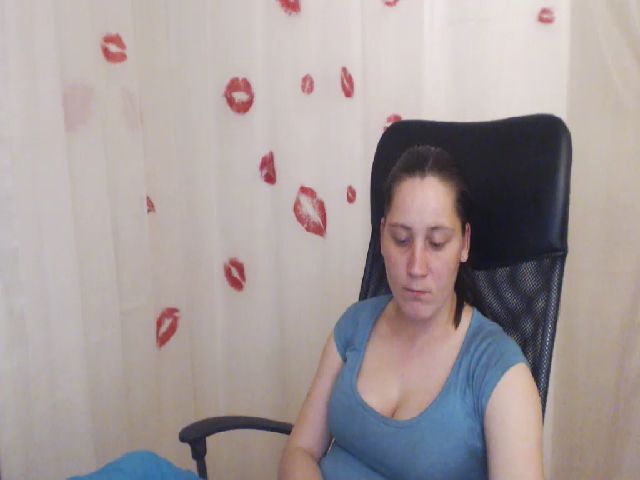 Live sex webcam photo for SofinaKers #273530558