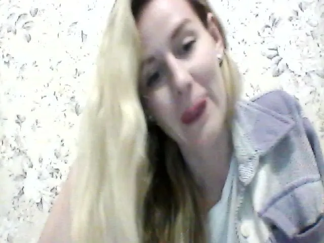 Live sex webcam photo for Sonya_Kreez #273190413