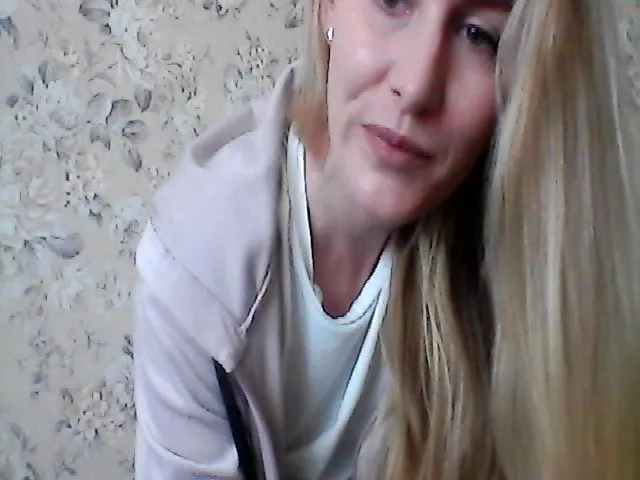 Live sex webcam photo for Sonya_Kreez #273252952