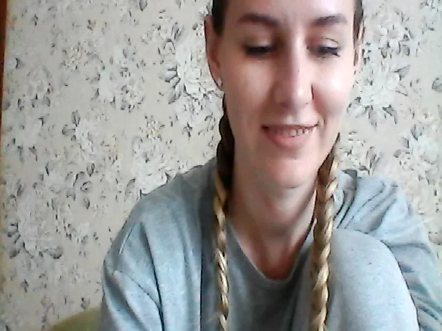 Live sex webcam photo for Sonya_Kreez #273283192
