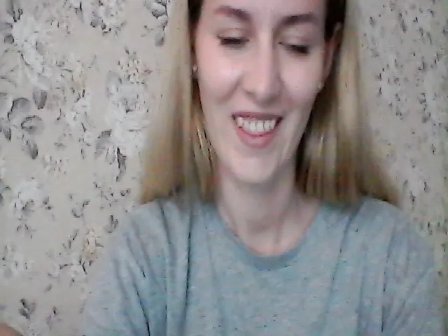 Live sex webcam photo for Sonya_Kreez #273394808