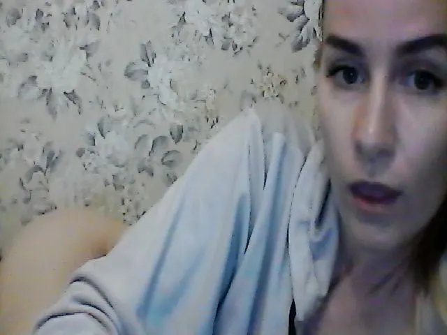 Live sex webcam photo for Sonya_Kreez #273419219