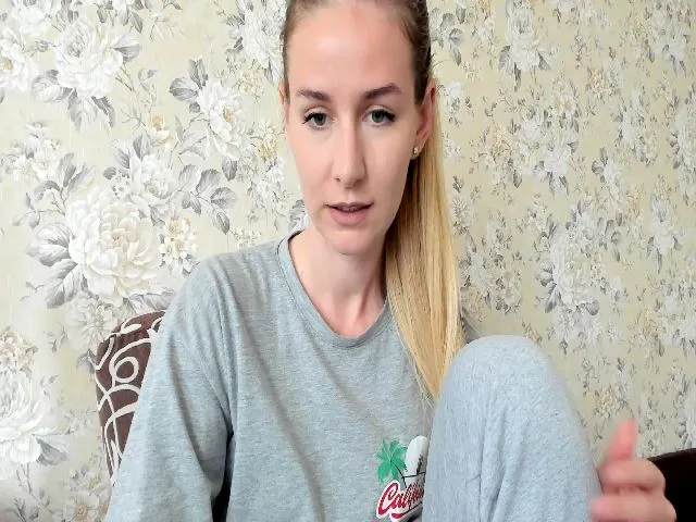 Live sex webcam photo for Sonya_Kreez #273473533
