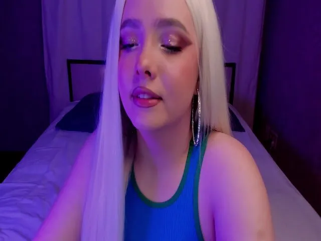 Live sex webcam photo for Sonya_blade9 #272285276