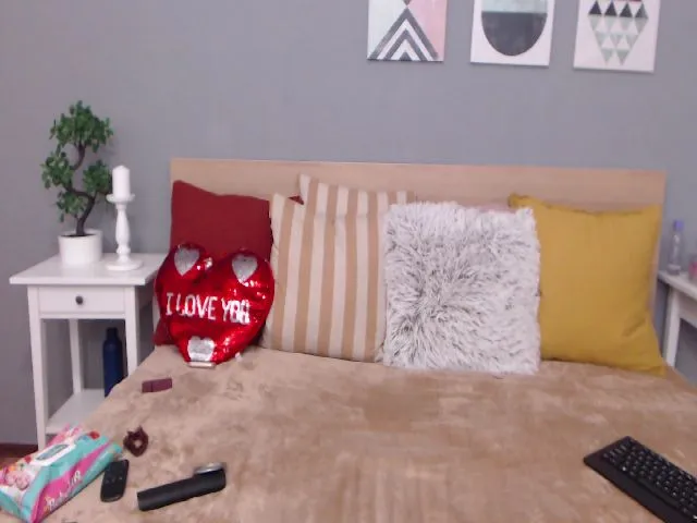 Live sex webcam photo for Sonyalennon #272885438