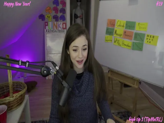 Live sex webcam photo for Sophelia #271862976