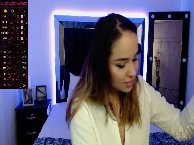 Live sex webcam photo for Sophi_Taylor #272740841