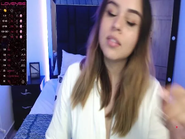 Live sex webcam photo for Sophi_Taylor #272741926