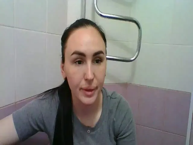 Live sex webcam photo for SophiaBurns #273023965