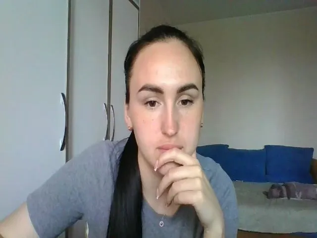 Live sex webcam photo for SophiaBurns #273024206