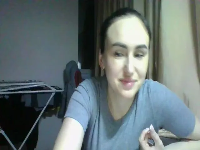 Live sex webcam photo for SophiaBurns #273024868
