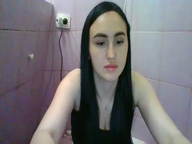 Live sex webcam photo for SophiaBurns #273385394