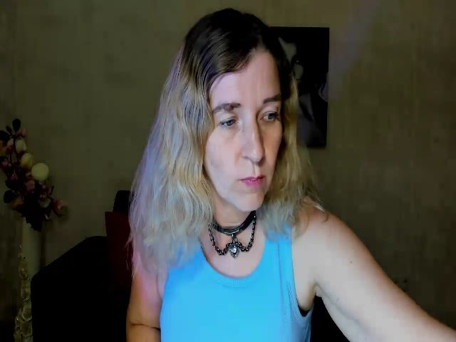 Live sex webcam photo for Sophia_Boone #274586039