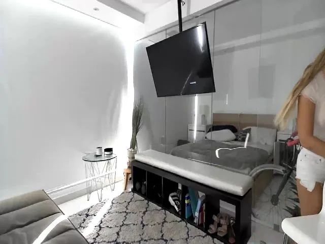 Live sex webcam photo for Sororitygirly #272362794