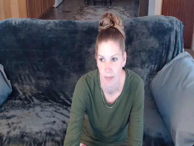 Live sex webcam photo for SouthernNSexi #273205721
