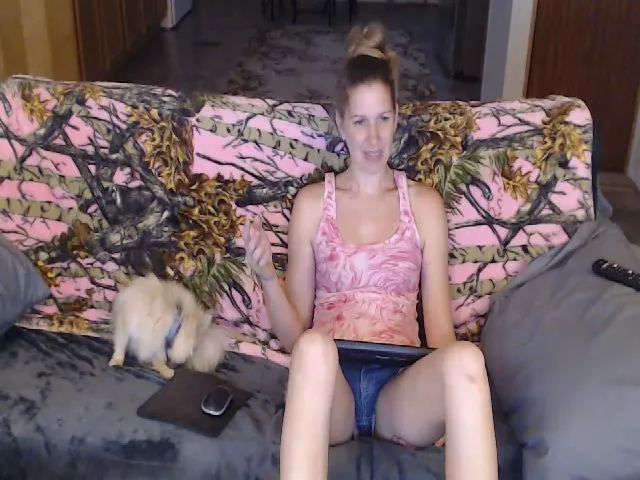Live sex webcam photo for SouthernNSexi #273944806