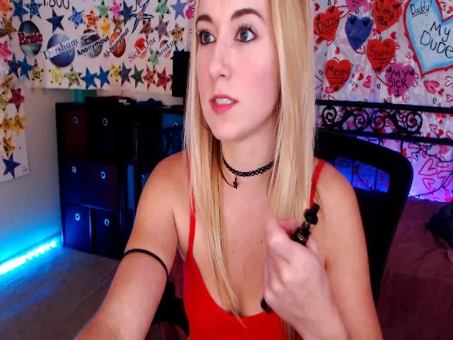 Live sex webcam photo for SouthernSkye #272473184