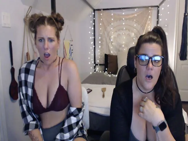Live sex webcam photo for SouthernmilfK #273294913