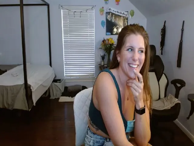 Live sex webcam photo for SouthernmilfK #273382884