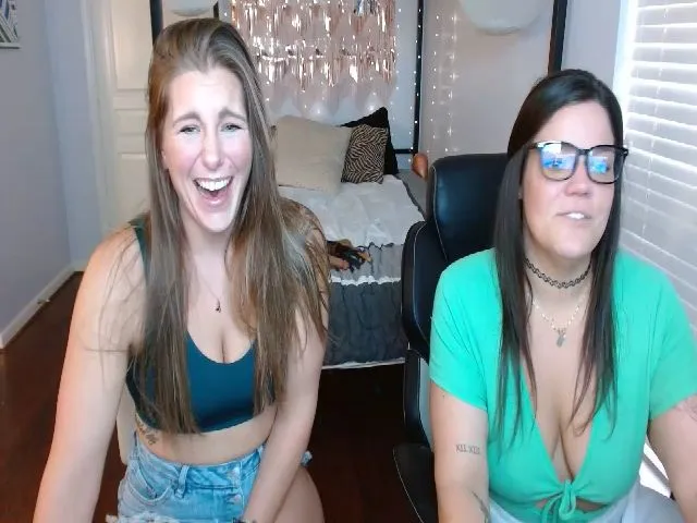 Live sex webcam photo for SouthernmilfK #274137686