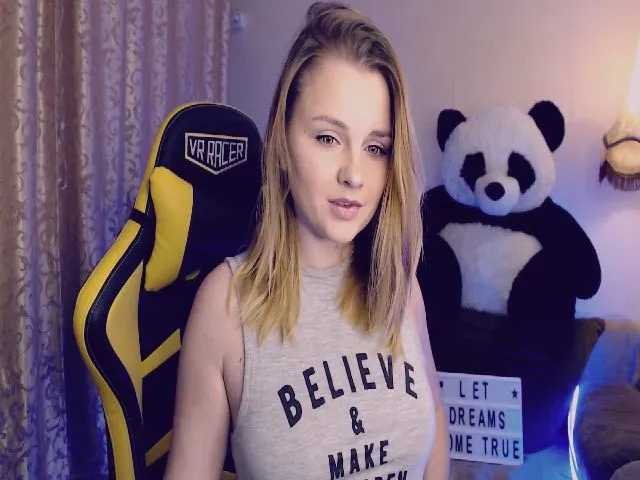 Live sex webcam photo for SpicyGirl__ #271948113