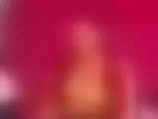 Live sex webcam photo for SpicyQueen86 #273100580