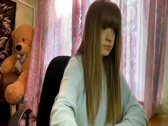 Live sex webcam photo for Ssexy_Kitty #272755537