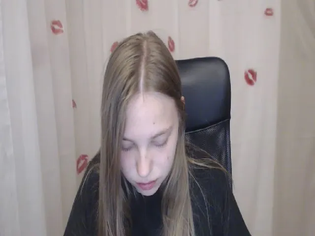 Live sex webcam photo for SshyTeen #273522792