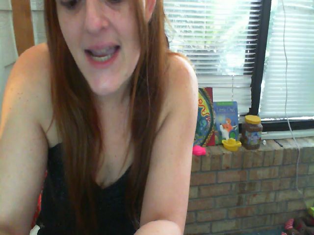 Live sex webcam photo for StarryGoddess #272161155