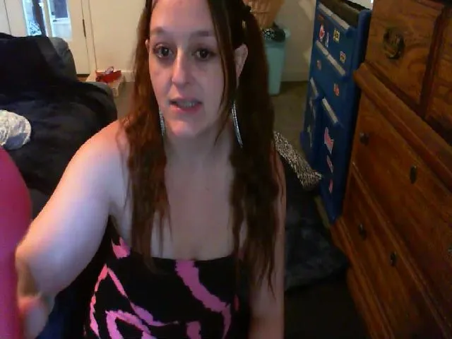 Live sex webcam photo for StarryGoddess #272374146