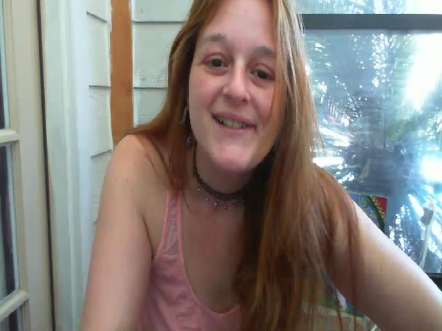 Live sex webcam photo for StarryGoddess #272514057