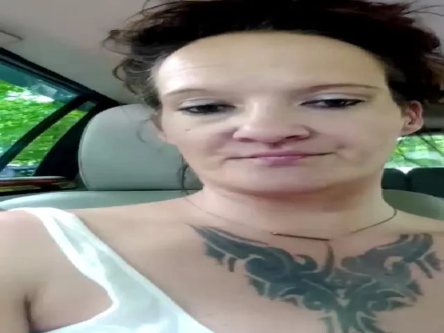 Live sex webcam photo for Starxxx84 #273565540