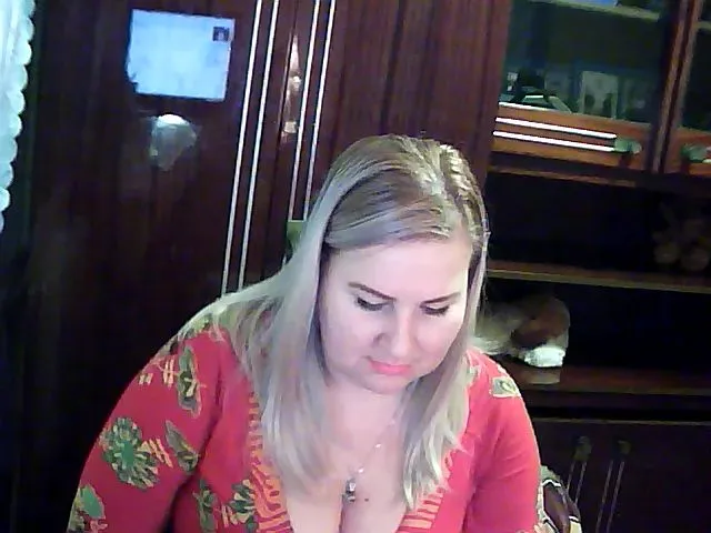 Live sex webcam photo for StasyaRey #271566623