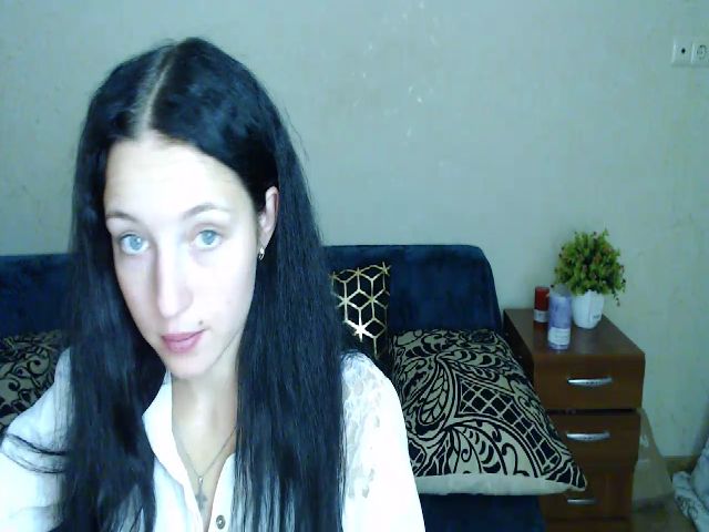 Live sex webcam photo for StasyaStarr #274943308