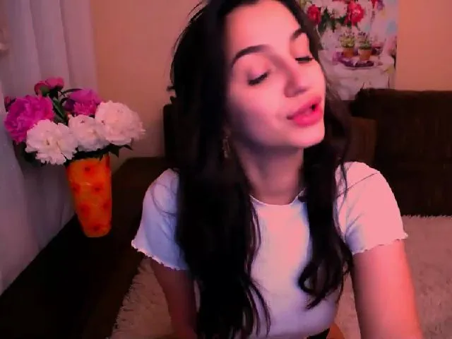 Live sex webcam photo for Stella_Baby_ #273616459