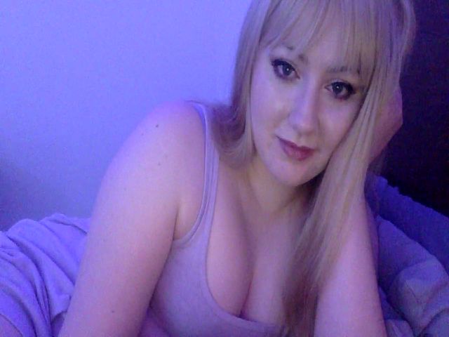 Live sex webcam photo for Stella_Love_ #274290320