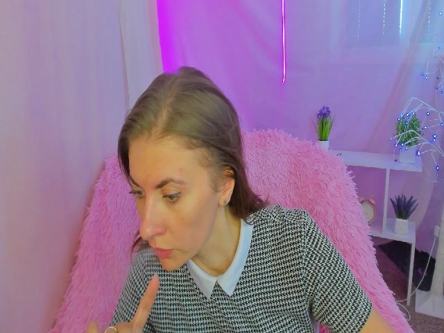 Live sex webcam photo for Stella_Sweet_ #274309444